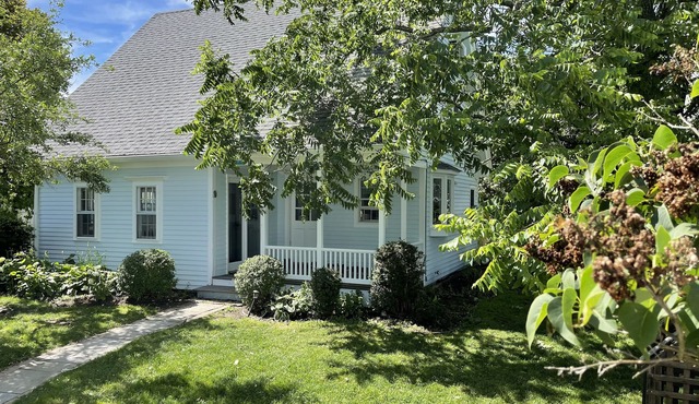 In Town Hideaway for a Block Island Getaway!