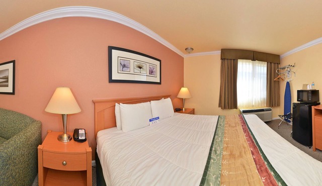 Inn By The SFO