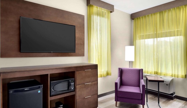 La Quinta Inn & Suites by Wyndham Braselton