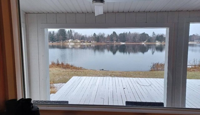 Lake front Cabin great for boating, fishing, skiing, tubing, weekend getaway.