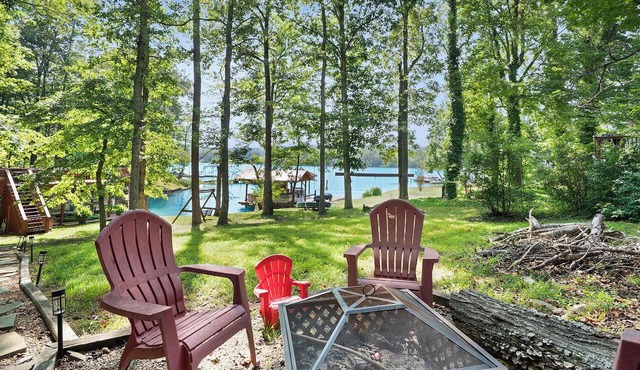 Lakefront Cabin on Watts Bar Lake | Private Dock & Views