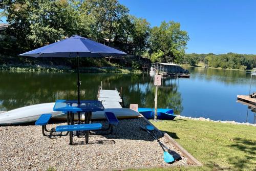 Lakefront Suite Dock, No-Wake Cove & Firepit