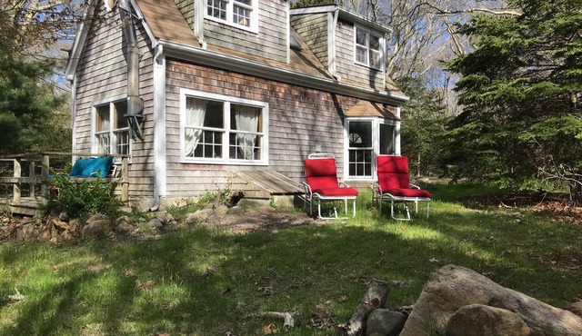 Lambert's Cove Beach Getaway - NEW LISTING Private Beach Access!