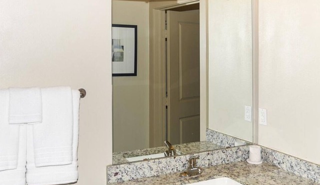Landing at District at Memorial Apartments - 1 Bedroom in Memorial City