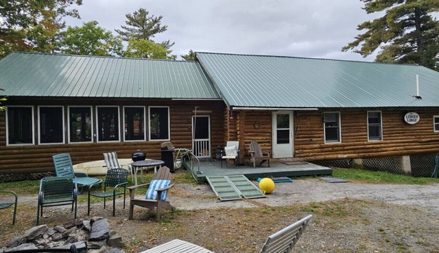 Large Rustic Cabin * Waterfront *Lake Access