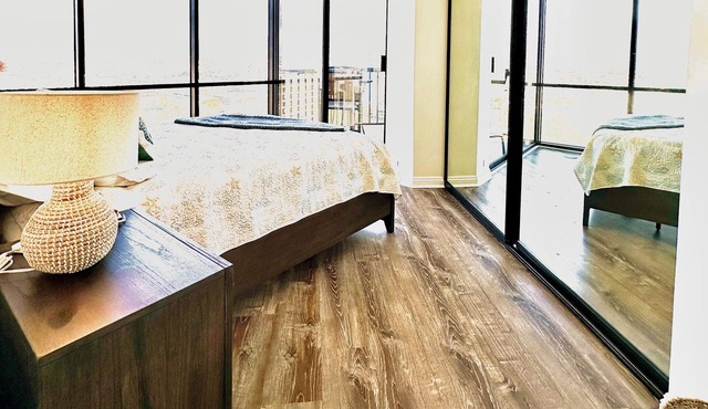 Long term Friendly Downtown Honolulu Oasis