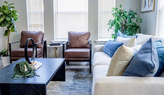 Luxe 3BR Oakland Escape | Chic Outdoor Living