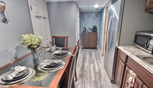 Luxe Suite in Canton