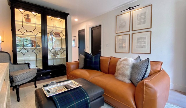 Luxurious 2-Bedroom Condo in Centerville Furnished by Ralph Lauren