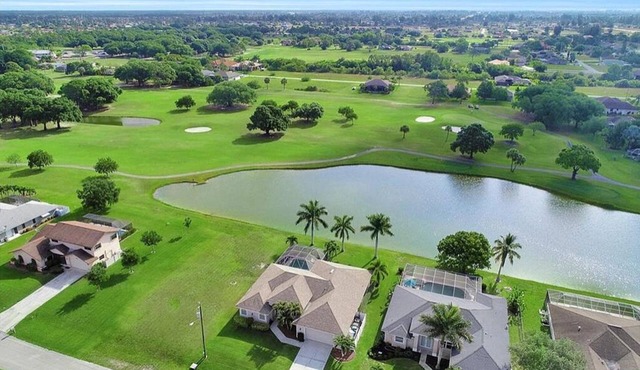 Luxurious Golf Villa