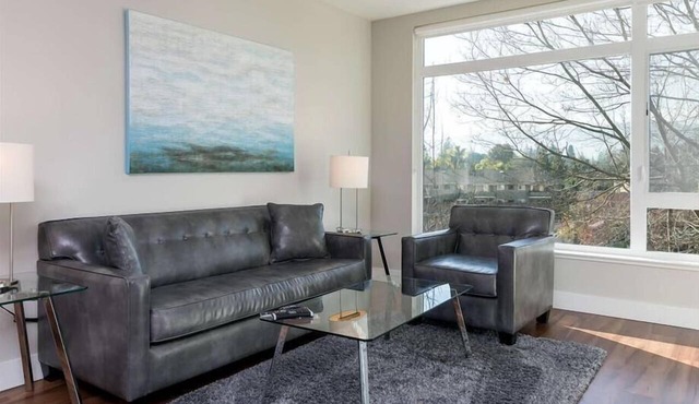 Luxury 2BR | Work From Home | Downtown Mountain View