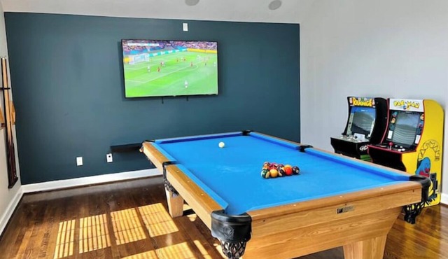Luxury Oasis Heated Pool with game room