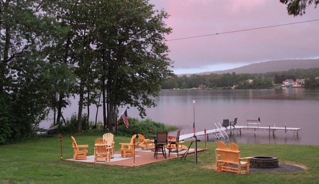 Majestic recreational Lodging w/Snowmobile and Side x Side rentals on Long Lake