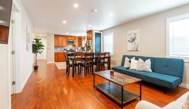Marbella Lane-Spacious 5BR Ideal for Biz & Families in SJ