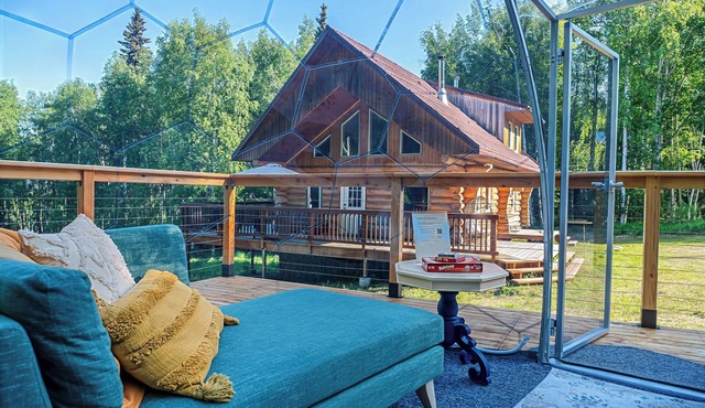 Midnight Sun Fairbanks Cabin - Private Heated Dome