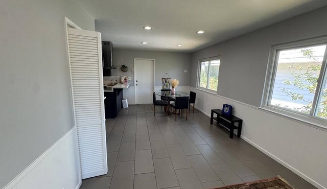 Modern 5BR 3BA Oakland Hills Home