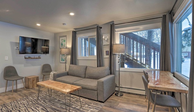 Modern Anchorage Getaway, Steps From Coastal Trail