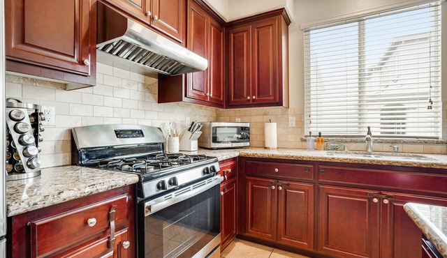 Modern and Cozy. 3bed 3bath. SF Bay Area
