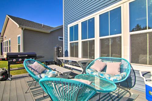 Modern Lewes Home w/Deck, Grill + Pond View!