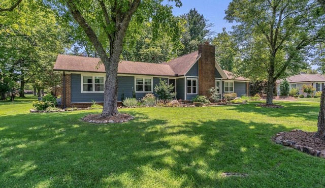 Modern Murfreesboro Retreat Sleeps 8 in Murfreesboro