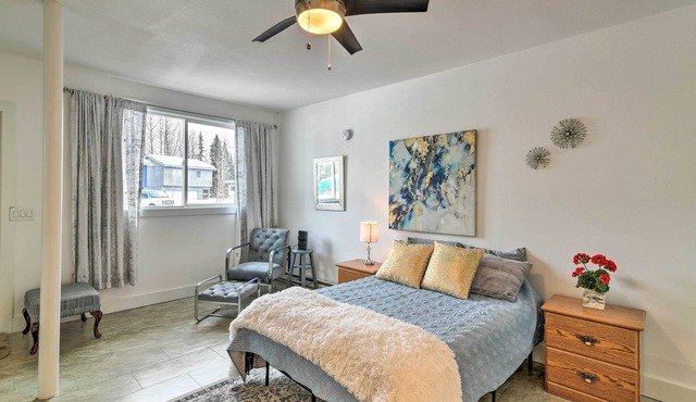 Modern Studio Apt, 2 Miles to Dtwn Anchorage!