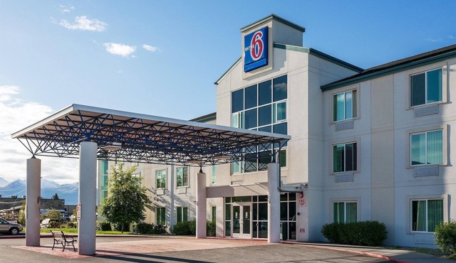 Motel 6 Anchorage, AK - Midtown