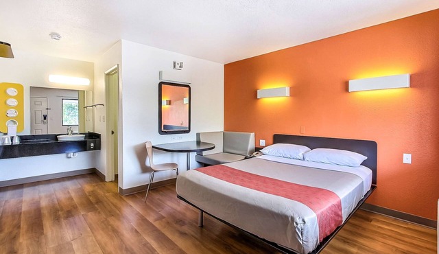 Motel 6 Sunnyvale, CA - South