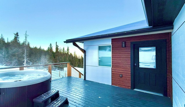 Mountain Home with Hot Tub in Bear Valley
