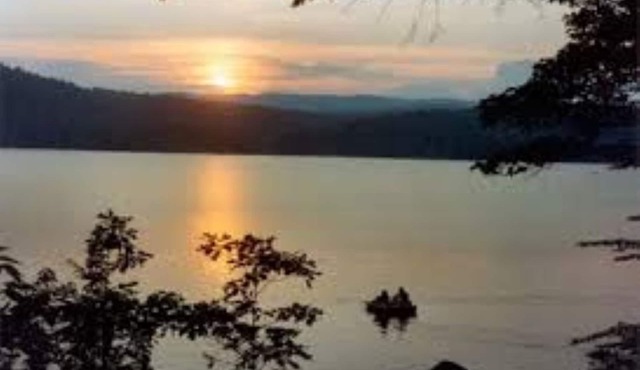 Mountainview rental.surround yourself in the outdoors!