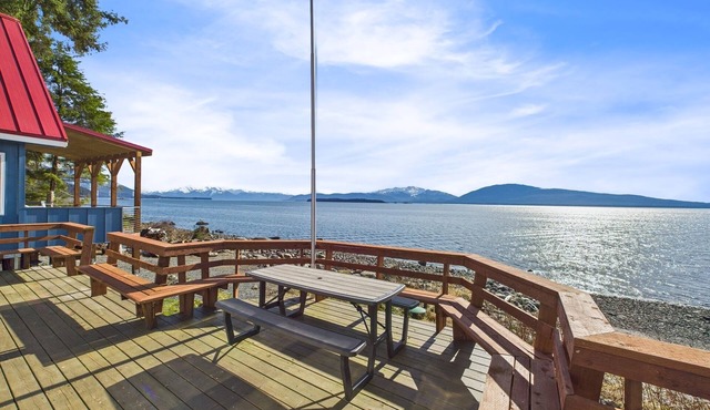 Oceanfront | 6BR w/King Beds & Private Beach