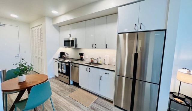 Open One-Bedroom in West Oakland