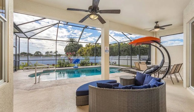 Orange Oasis - A Private Tropical Paradise