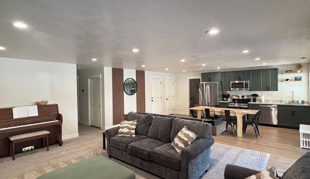 Paiute ATV Trailside Basement with Stunning Big Rock Candy Mountain Views
