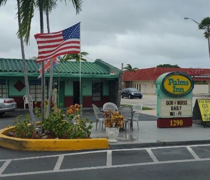Palms Inn