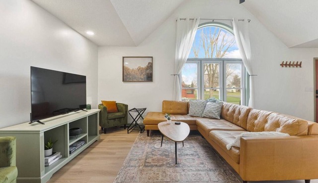 Parkview Pearl | 5 BR Garage | W/D Extended Stays