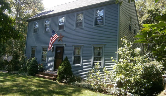 Peaceful. Family Friendly. Traditional Salt Box Central Air - w/Beach Pass
