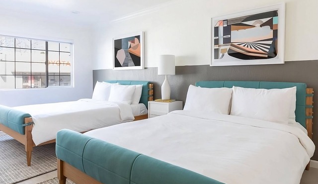 Perfect Family Vacation Starts Here! Close to the Oakland Museum of California!