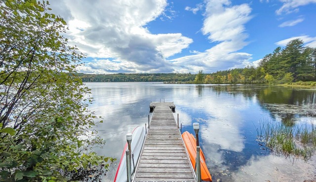Perfect Maine Getaway - Waterfront w Sauna and Kayaks