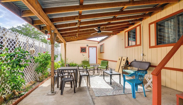 Pet-Friendly Page Home ~ 4 Mi to Lake Powell!