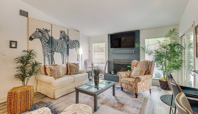 Pet-Friendly Spring Home w/Private Pool & Hot Tub