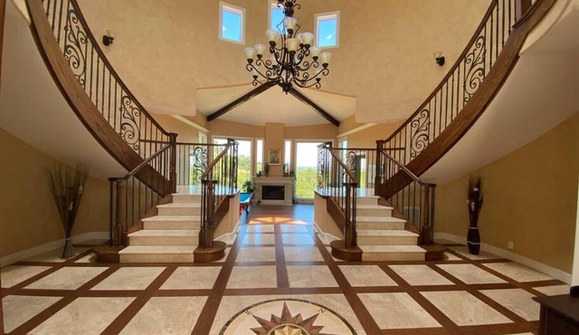 Private 4 bedroom gated Villa with free parking