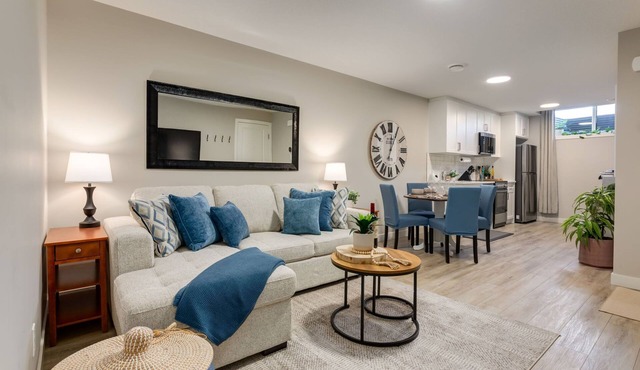 Private Calgary Suite | Full Kitchen, Laundry, Workspace & Free Parking in Calgary