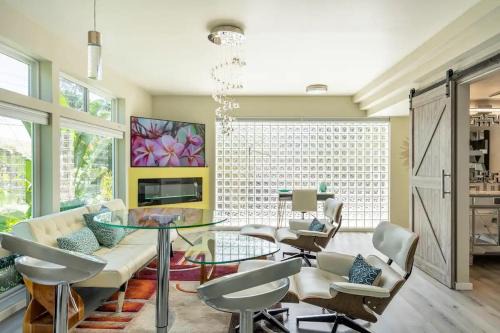 Private Luxury Suite with Views Near SF & Wine Country
