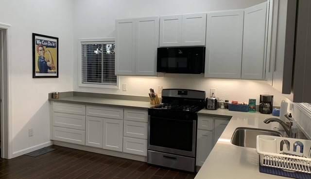 Private Studio Apartment with Huge Kitchen