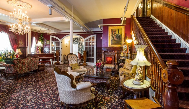 Queen Anne Hotel