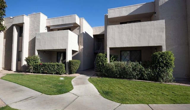 Quiet Mesa Condo with Scenic Golf Course Views & Easy Freeway Access