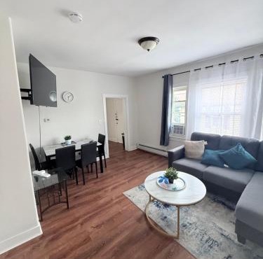 Quiet private room in Fall River