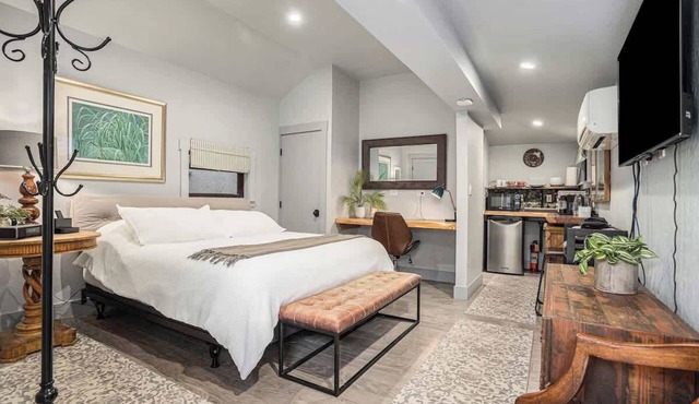 Redwood Room