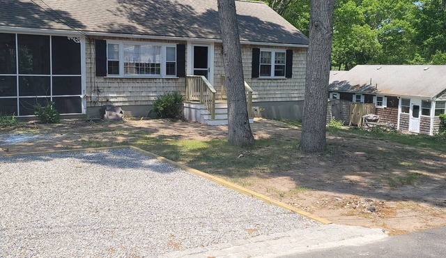 Renovated Cape House .75 Miles from Craigville Beach