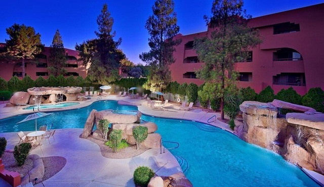 Resort Like Condo in the Prestigious Paradise Valley Area